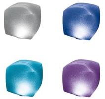 Intex Nafuk. LED kostka 23x23x22cm 
