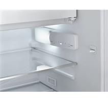 CONCEPT Vestavná lednice LV3260