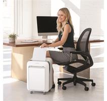 Skartovač Fellowes LX 211 bílý