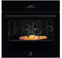 Electrolux 800 PRO SteamBoost EOB8S39Z